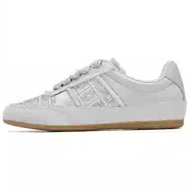 ROSESTUDIOBYGUOPEI x 73Hours