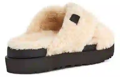 UGG Fuzz Sugar Cross