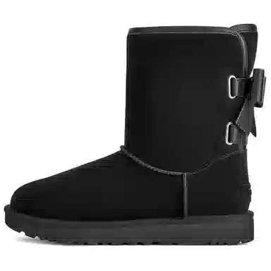 UGG Classic Bailey Black