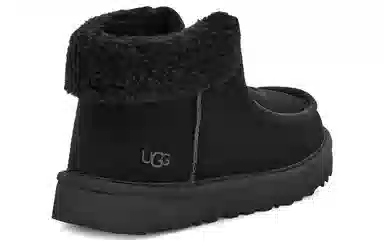 UGG