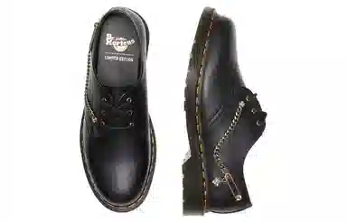 Dr.Martens
