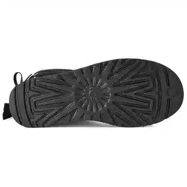 UGG Classic Bailey Black