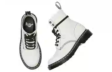 Dr. Martens 1460 White