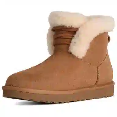 UGG Classic Novelty