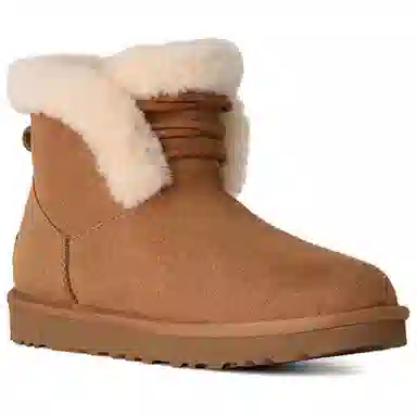UGG Classic Novelty