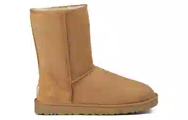 UGG Classic Short Chestnut