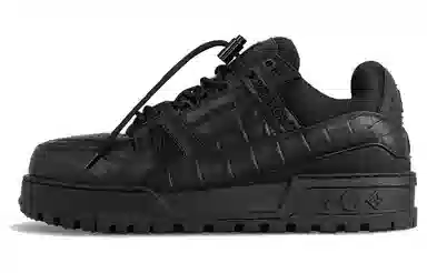 LOUIS VUITTON Trainer Maxi
