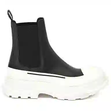 Alexander McQueen Tread Slick Chelsea Boots Black
