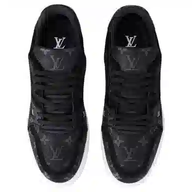 Louis Vuitton Trainer Black