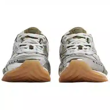 Bottega Veneta Round Toe Low Top Sneakers Brown