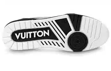 LOUIS VUITTON Trainer Black