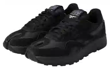 Reebok x Maison Margiela Tabi
