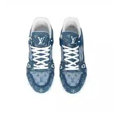 LOUIS VUITTON Trainer Blue