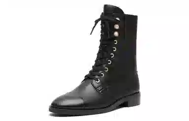 stuart weitzmanSW Pearl