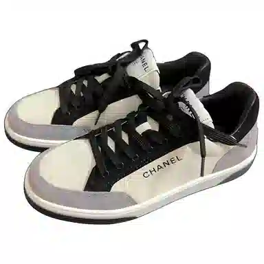 Chanel Low-Top Sneakers Grey