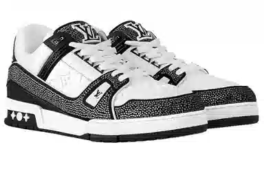 LOUIS VUITTON Trainer Black White