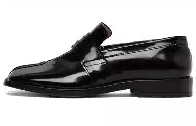 Maison Margiela Replica Black