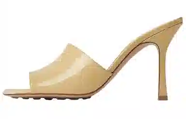 Bottega Veneta Stretch Leather Sandals Beige
