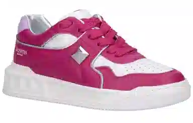 Valentino One Stud Leather Low Top Sneakers Pink