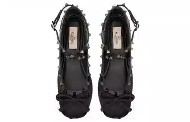 Valentino Rockstud