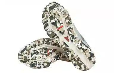 On x LOEWE Cloudventure