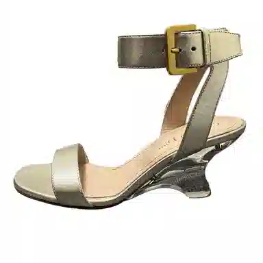 DIOR Open Toe Buckle Sandals Platinum