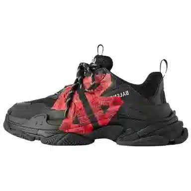 Balenciaga Triple S Black