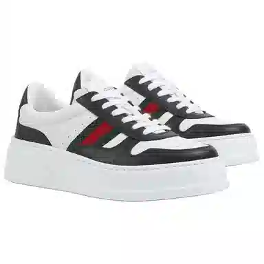 Gucci Leather Round Toe Low Top Sneakers Black