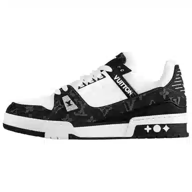 Louis Vuitton Trainer Black White