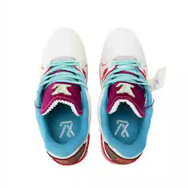 LOUIS VUITTON Trainer Upcycling