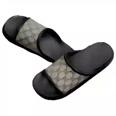 Gucci Pursuit Supreme Beige