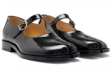 Maison Margiela Tabi Black