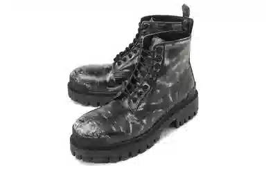 Balenciaga Strike