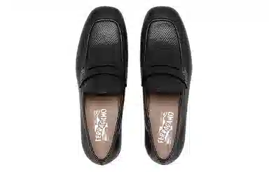 Ferragamo Classic Leather Shoes Black