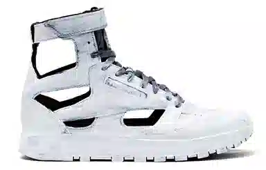 Reebok x Maison Margiela Tabi