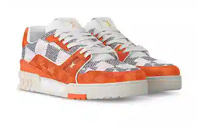 LOUIS VUITTON Trainer Orange