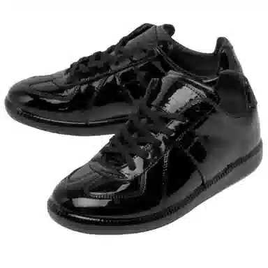 Maison Margiela Replica Black