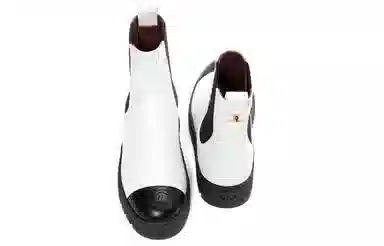 CHANEL Chelsea Boots White Black