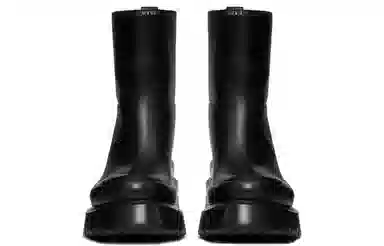 Valentino Roman Stud