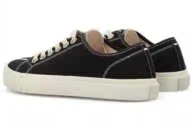 Maison Margiela Tabi Low Black