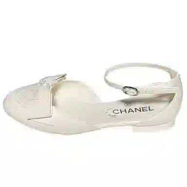 CHANEL Bow Flat Shoes White