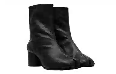 Maison Margiela Tabi Black