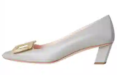 Roger Vivier Belle Vivier Motherpearl Buckle