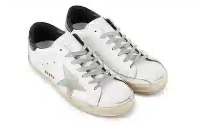 Golden Goose Super-Star Black Heel Gray Star