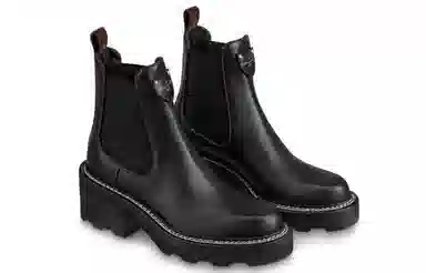 LOUIS VUITTON Beaubourg