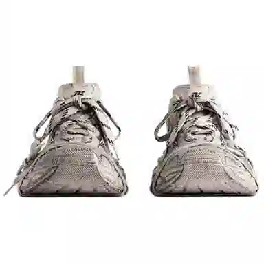 Balenciaga 3XL Beige