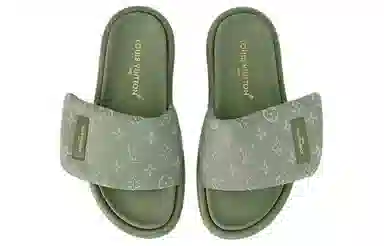 LOUIS VUITTON Pillow