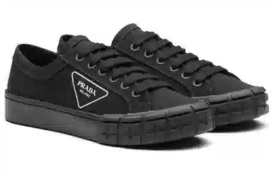 PRADA Wheel Black