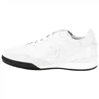 CHANEL 24a Sneakers