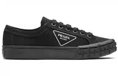 PRADA Wheel Black